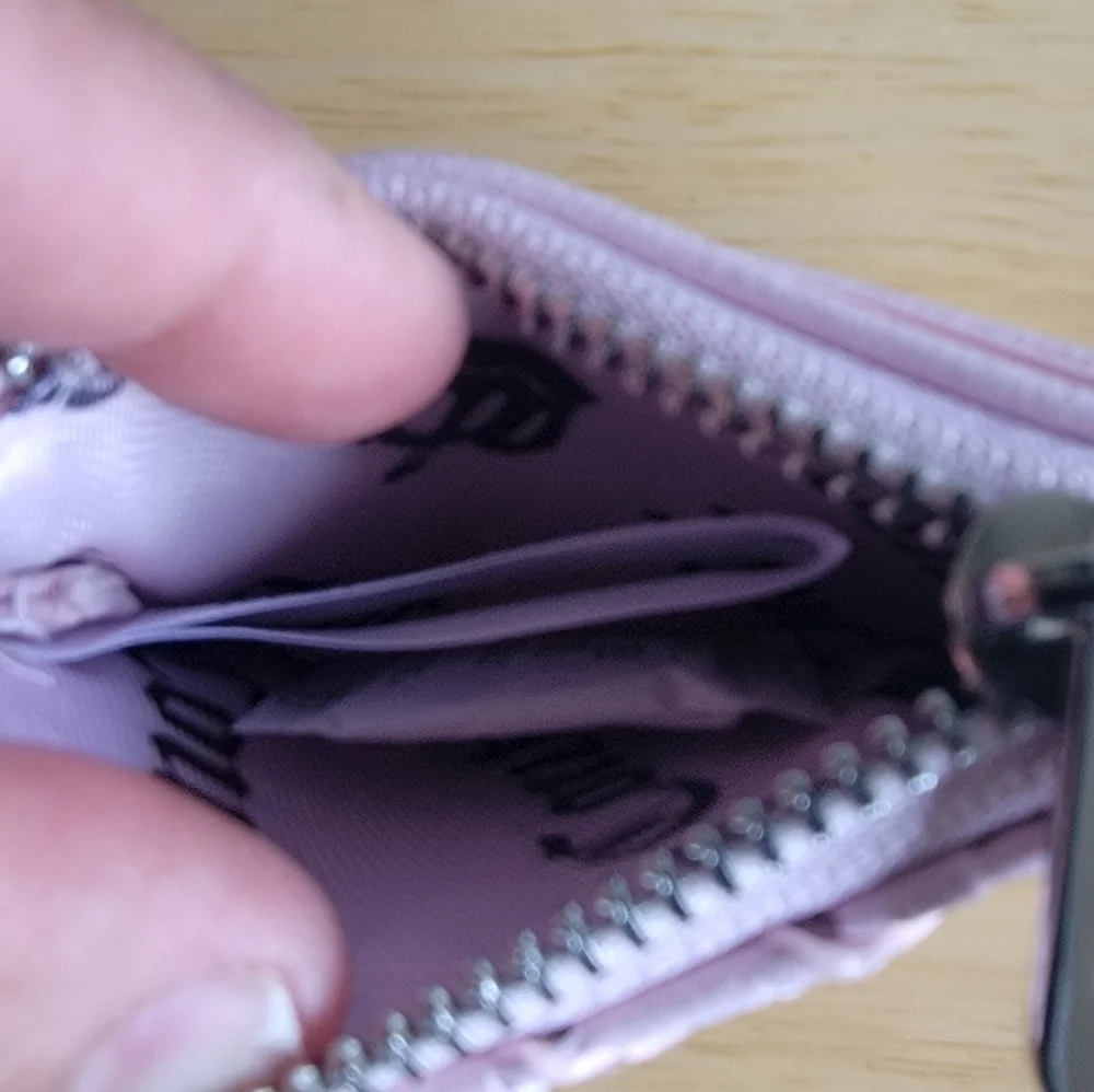 Juicy Couture Pink Card Holder and JC Bee Earring Set - Picture 5 of 7